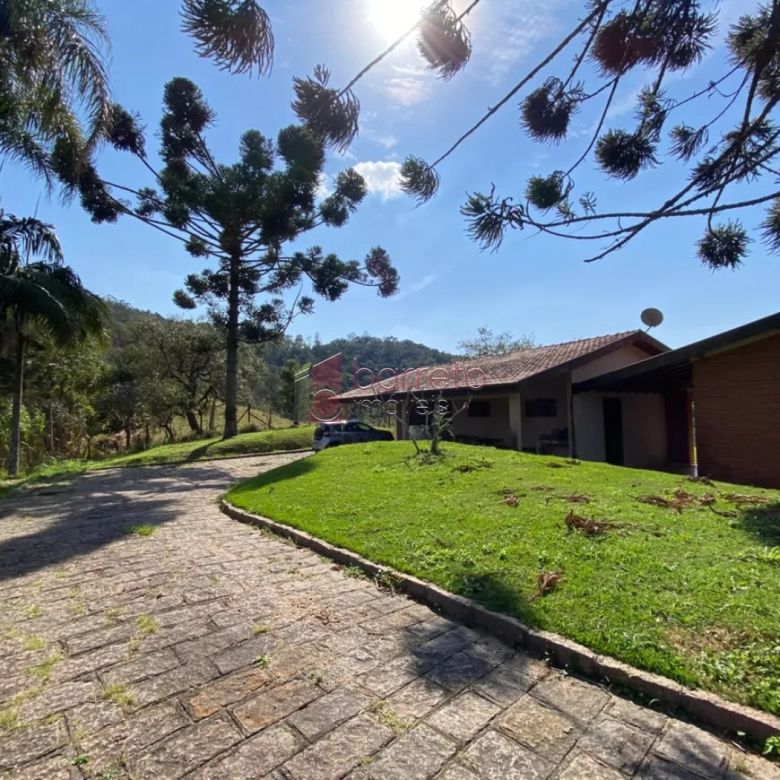 SÍTIO SEMI MOBILIADO PARA LOCAÇÃO NO BAIRRO SANTA CLARA – JUNDIAÍ SP