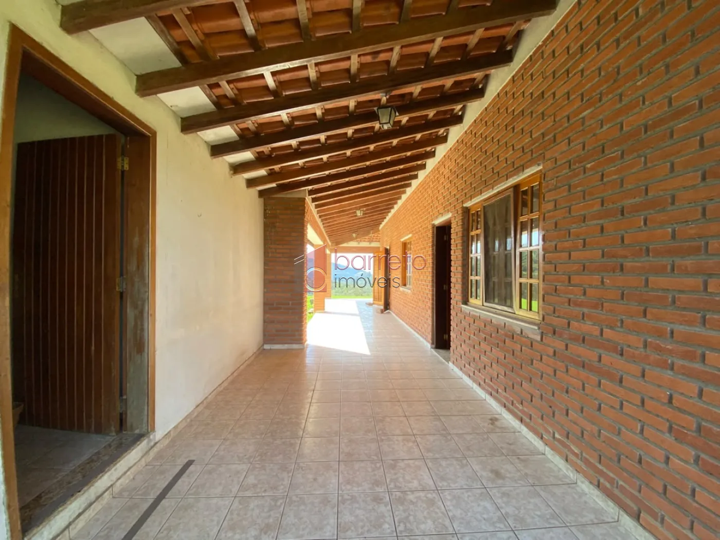 SÍTIO SEMI MOBILIADO PARA LOCAÇÃO OU VENDA NO BAIRRO SANTA CLARA – JUNDIAÍ/SP