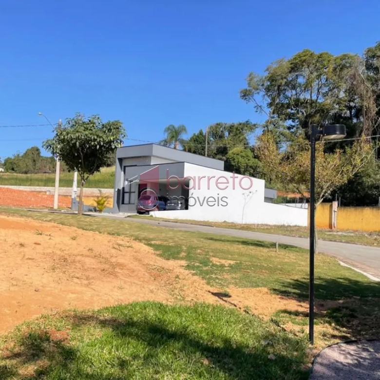TERRENO DE 262 M² À VENDA NO CONDOMÍNIO VILLA GIARDINO NO BAIRRO JARDIM QUINTAS DAS VIDEIRAS EM JUNDIAÍ/SP