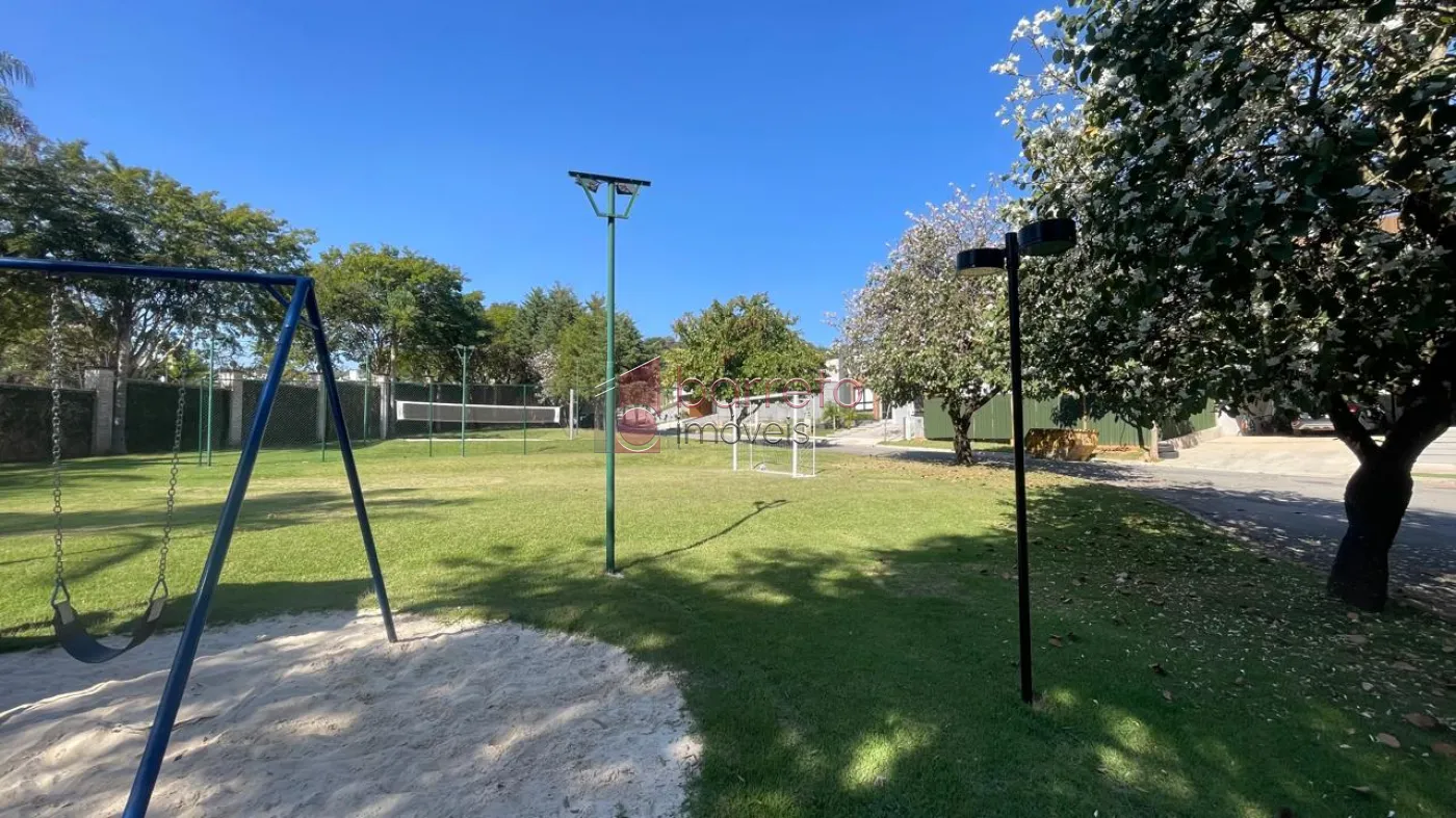 TERRENO DE 262 M² À VENDA NO CONDOMÍNIO VILLA GIARDINO NO BAIRRO JARDIM QUINTAS DAS VIDEIRAS EM JUNDIAÍ/SP