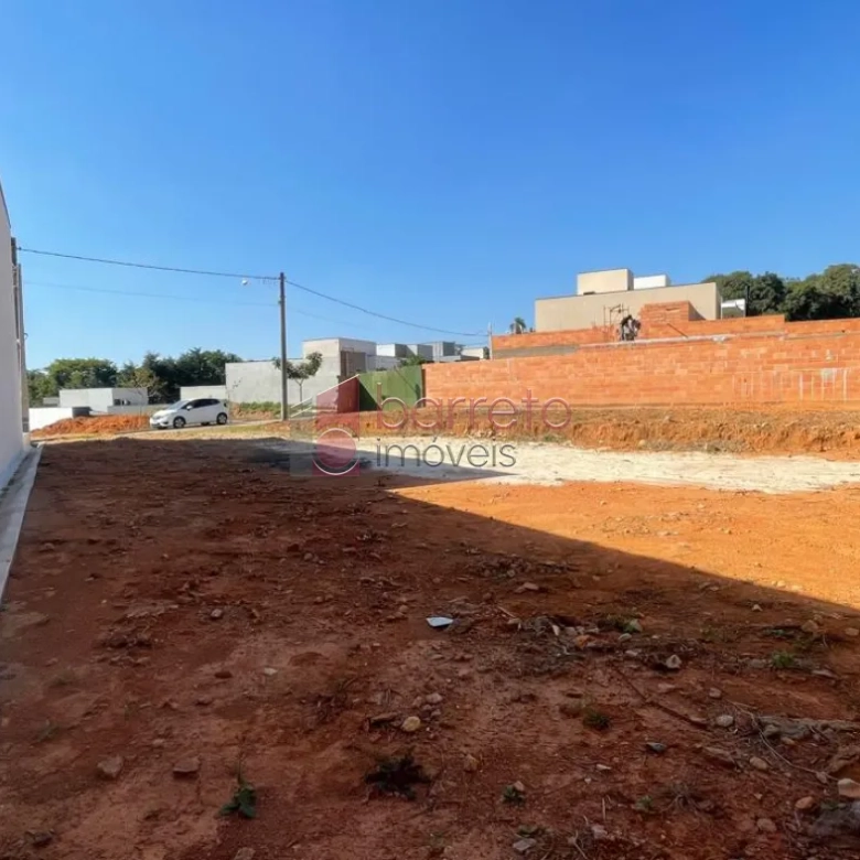 TERRENO DE 262 M² À VENDA NO CONDOMÍNIO VILLA GIARDINO NO BAIRRO JARDIM QUINTAS DAS VIDEIRAS EM JUNDIAÍ/SP