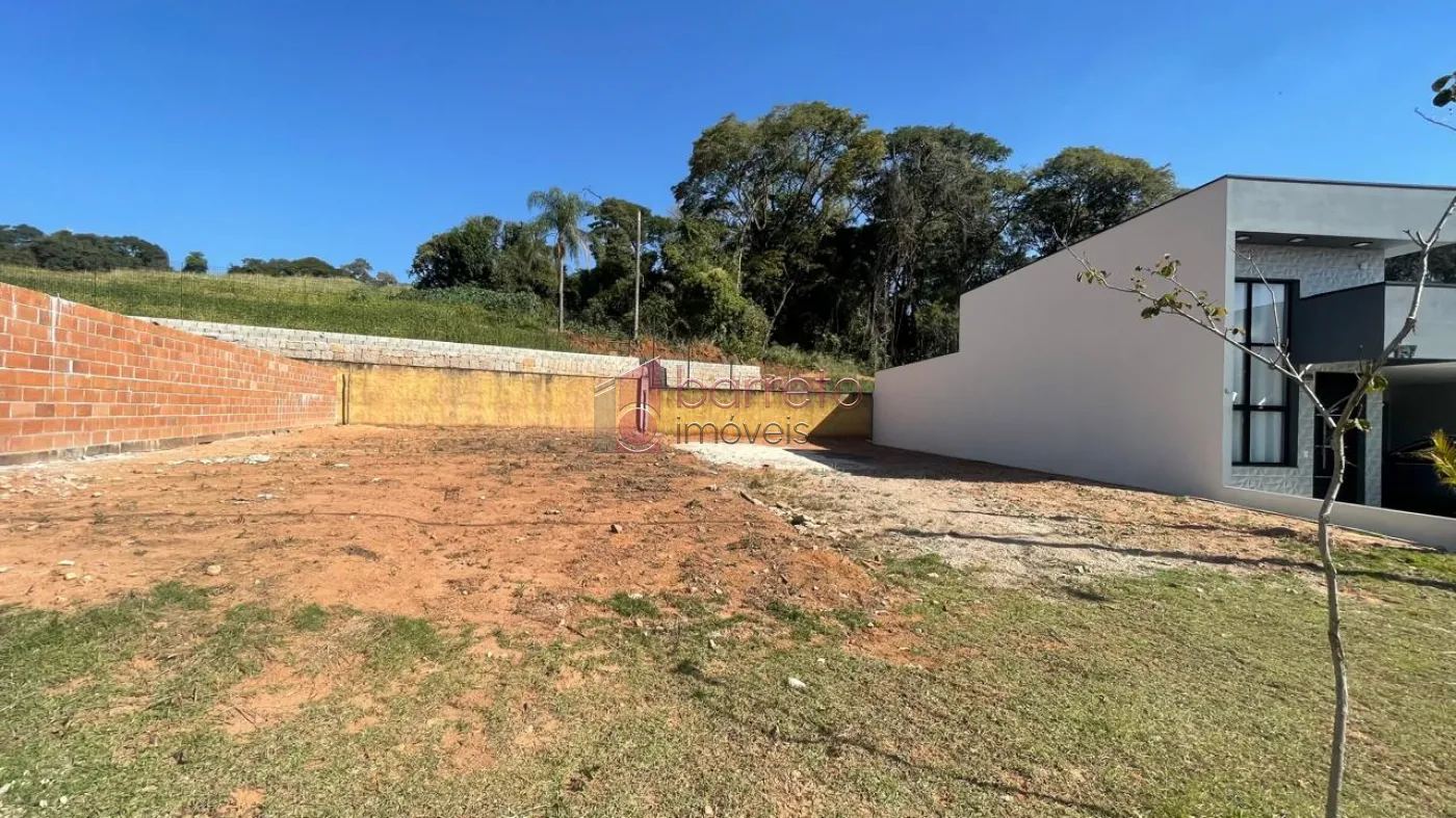 TERRENO DE 262 M² À VENDA NO CONDOMÍNIO VILLA GIARDINO NO BAIRRO JARDIM QUINTAS DAS VIDEIRAS EM JUNDIAÍ/SP
