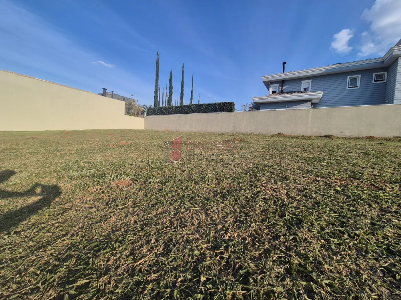 TERRENO À VENDA NO CONDOMÍNIO QUINTA DAS PAINEIRAS – JUNDIAÍ