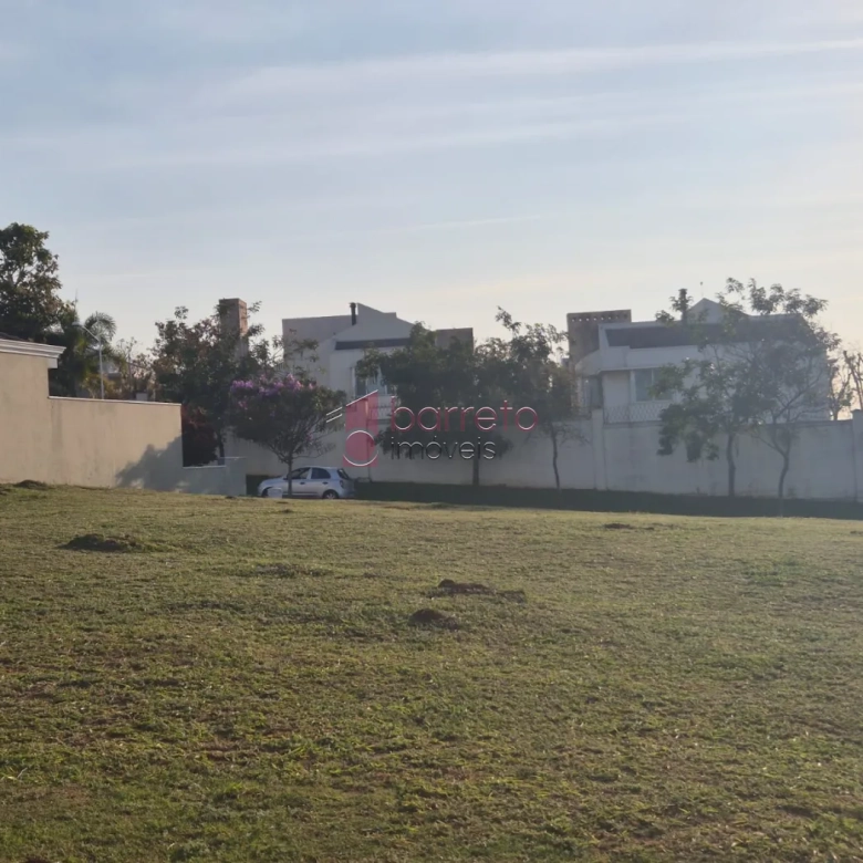 TERRENO À VENDA NO CONDOMÍNIO QUINTA DAS PAINEIRAS – JUNDIAÍ