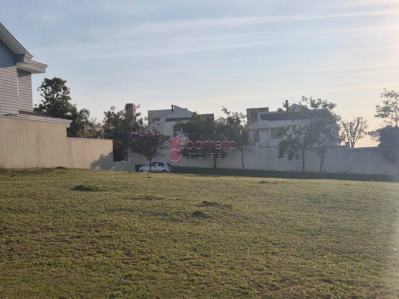 TERRENO À VENDA NO CONDOMÍNIO QUINTA DAS PAINEIRAS – JUNDIAÍ
