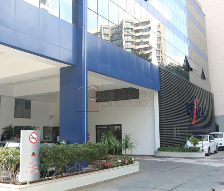 SALA COMERCIAL À VENDA NO CONDOMÍNIO UFFIZI MEDICAL & BUSINESS CENTER NO CENTRO DE JUNDIAÍ/SP