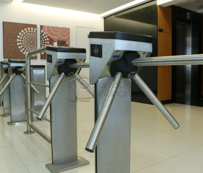 SALA COMERCIAL PARA LOCAÇÃO NO EDIFÍCIO UFFIZZI MEDICAL & BUSINESS CENTER – JUNDIAÍ/SP