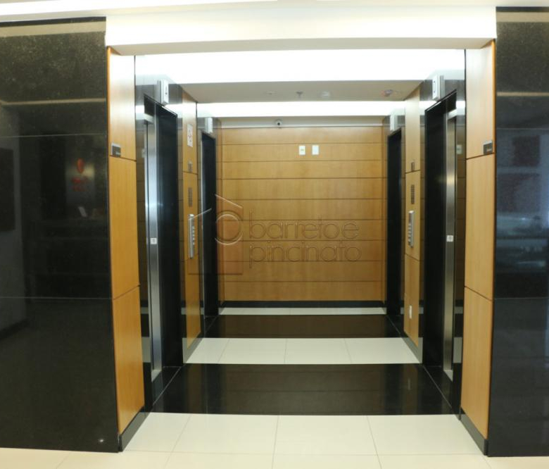 SALA COMERCIAL À VENDA NO CONDOMÍNIO UFFIZI MEDICAL & BUSINESS CENTER NO CENTRO DE JUNDIAÍ/SP
