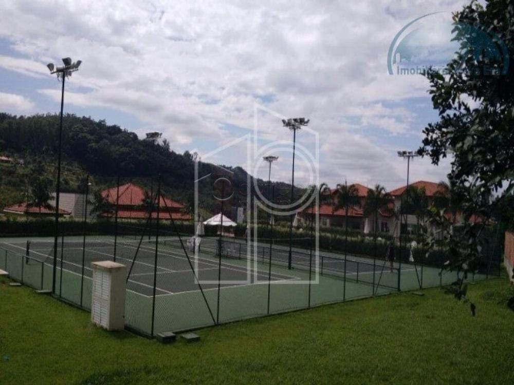 CASA COM PISCINA À VENDA NO CONDOMÍNIO RESERVA DOS VINHEDOS – LOUVEIRA/SP