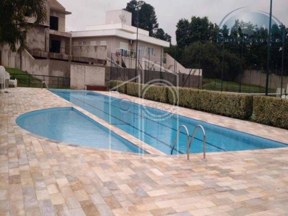 CASA COM PISCINA À VENDA NO CONDOMÍNIO RESERVA DOS VINHEDOS – LOUVEIRA/SP