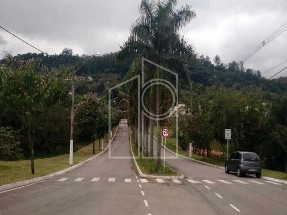 CASA COM PISCINA À VENDA NO CONDOMÍNIO RESERVA DOS VINHEDOS – LOUVEIRA/SP