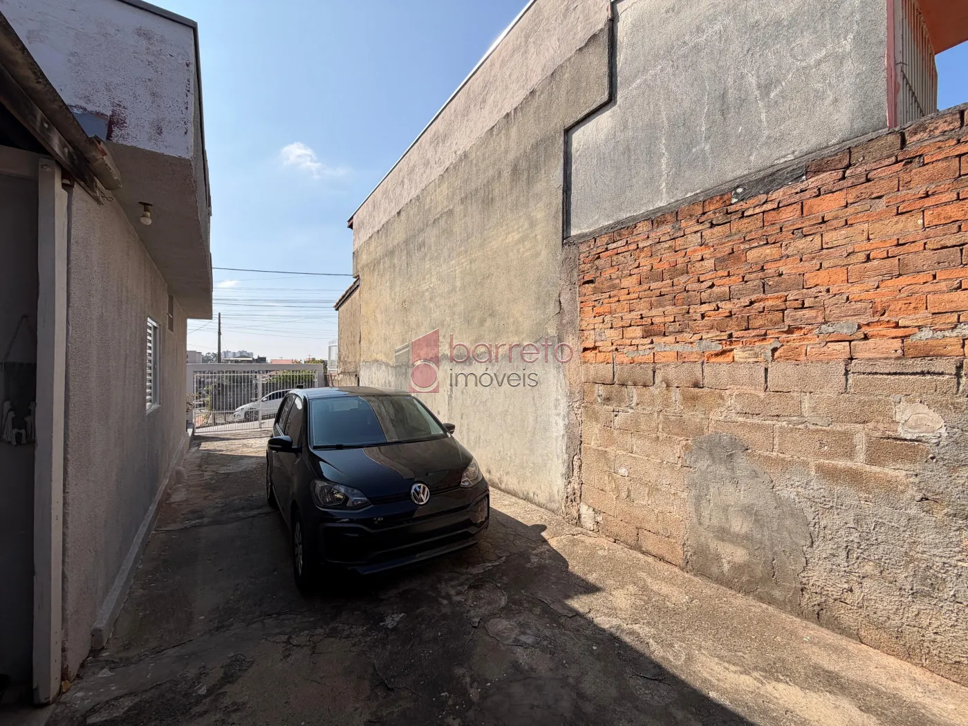 CASA TÉRREA COM 03 QUARTOS À VENDA NA VILA JERIVÁ – VÁRZEA PAULISTA/SP