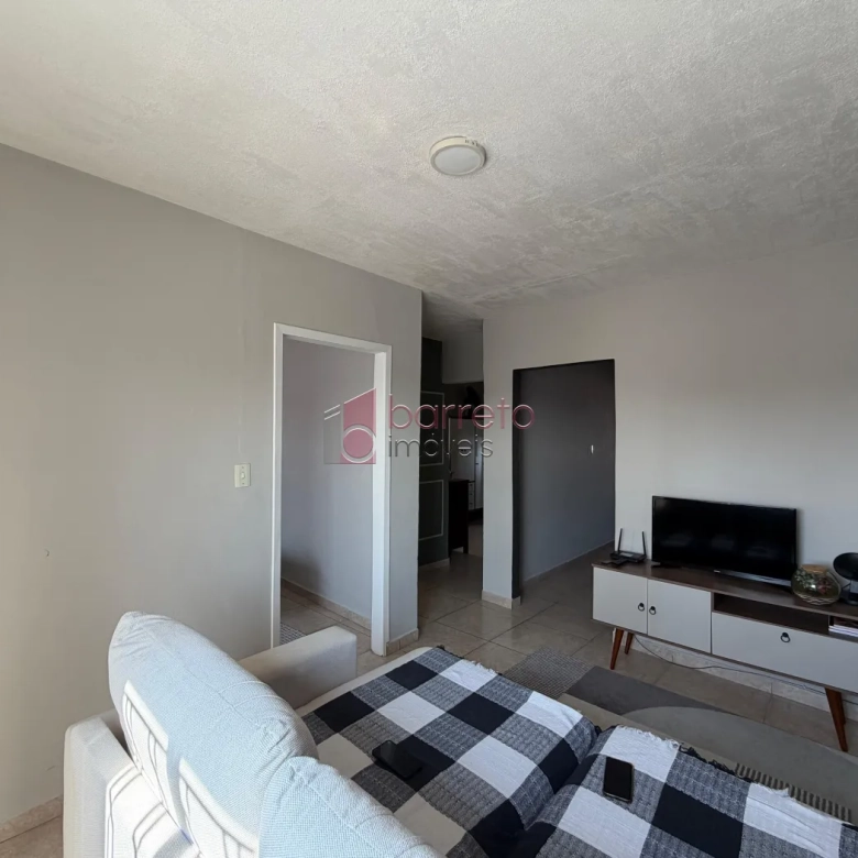 CASA TÉRREA COM 03 QUARTOS À VENDA NA VILA JERIVÁ – VÁRZEA PAULISTA/SP