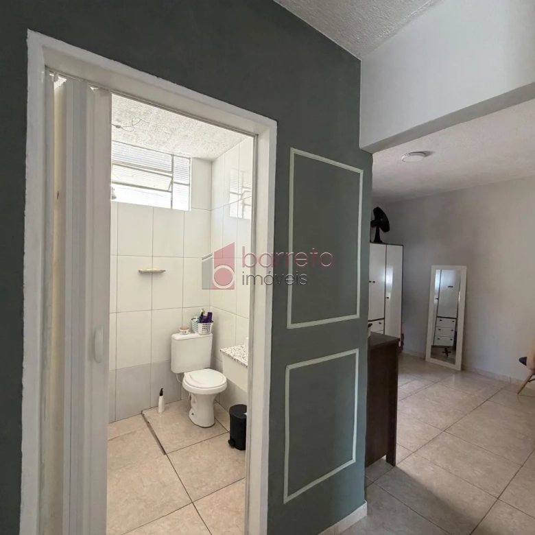 CASA TÉRREA COM 03 QUARTOS À VENDA NA VILA JERIVÁ – VÁRZEA PAULISTA/SP