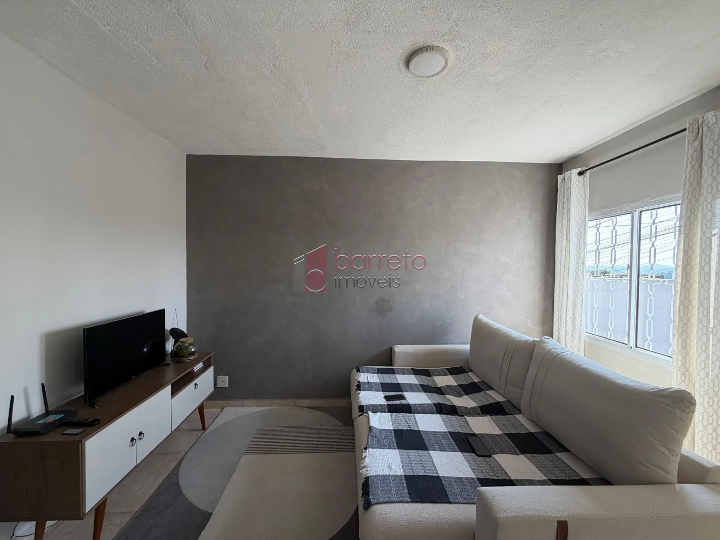 CASA TÉRREA COM 03 QUARTOS À VENDA NA VILA JERIVÁ – VÁRZEA PAULISTA/SP