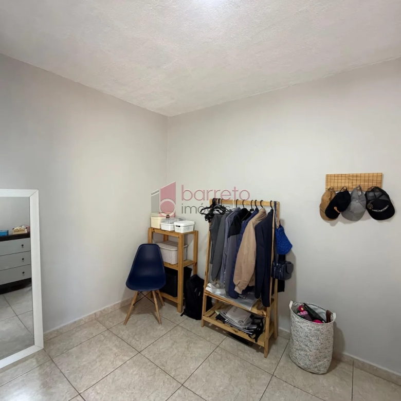 CASA TÉRREA COM 03 QUARTOS À VENDA NA VILA JERIVÁ – VÁRZEA PAULISTA/SP