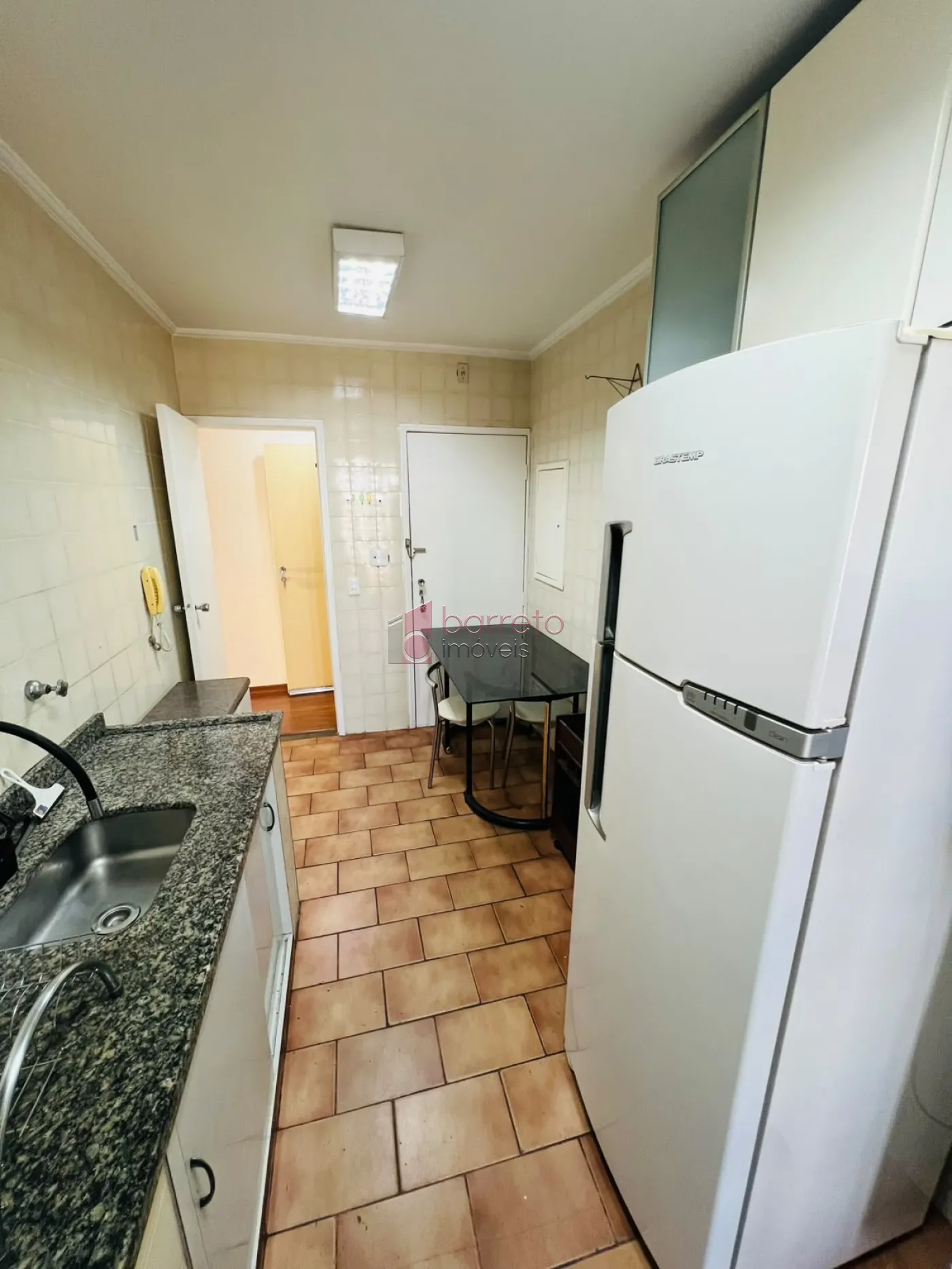 APARTAMENTO MOBILIADO PARA LOCAÇÃO NO CONDOMÍNIO ALPINO – JUNDIAÍ/SP
