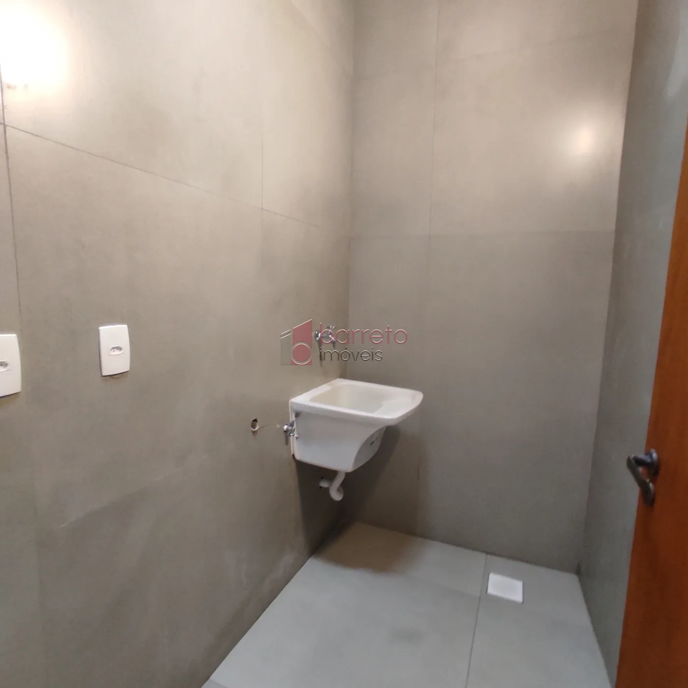 CASA COMERCIAL E RESIDENCIAL NO BAIRRO JARDIM PRIMAVERA – JUNDIAÍ/SP