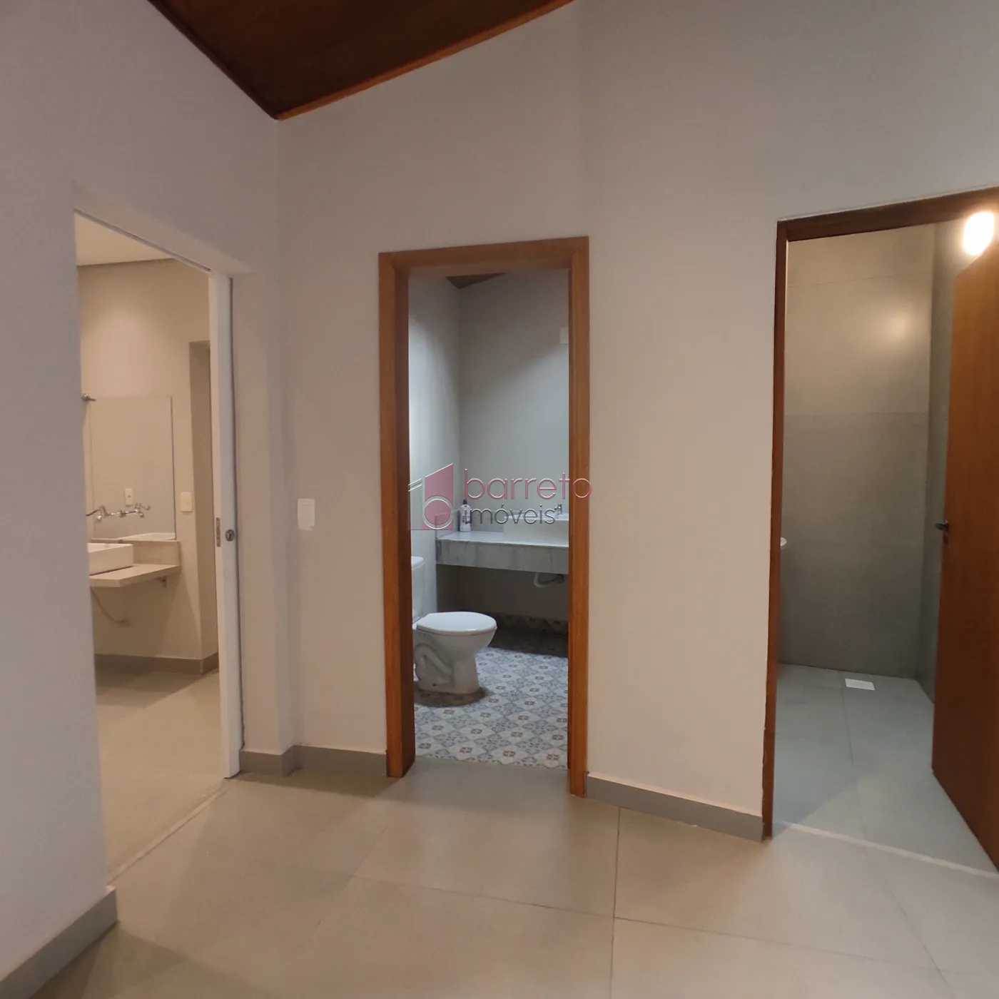 CASA COMERCIAL E RESIDENCIAL NO BAIRRO JARDIM PRIMAVERA – JUNDIAÍ/SP