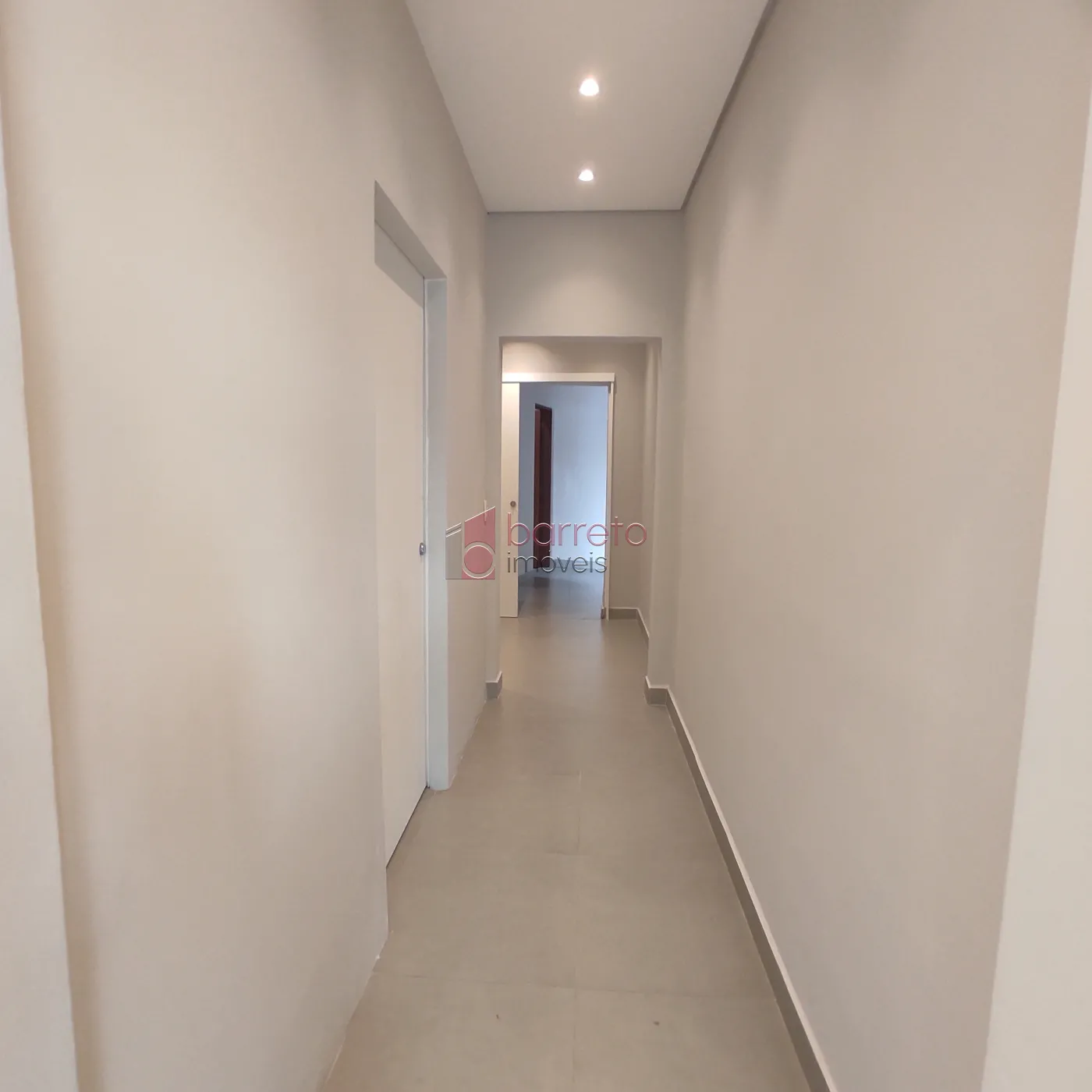 CASA COMERCIAL E RESIDENCIAL NO BAIRRO JARDIM PRIMAVERA – JUNDIAÍ/SP
