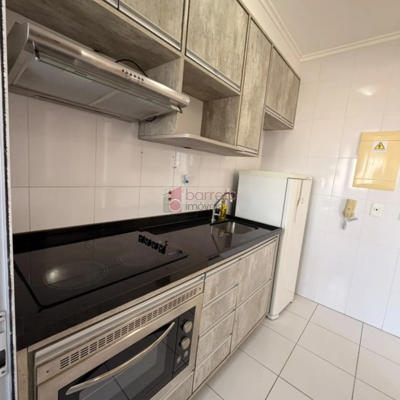 FLAT SEMI MOBILIADO PARA VENDA E LOCAÇÃO NO CONDOMÍNIO IN DESIGN RESIDENCE – JUNDIAÍ/SP