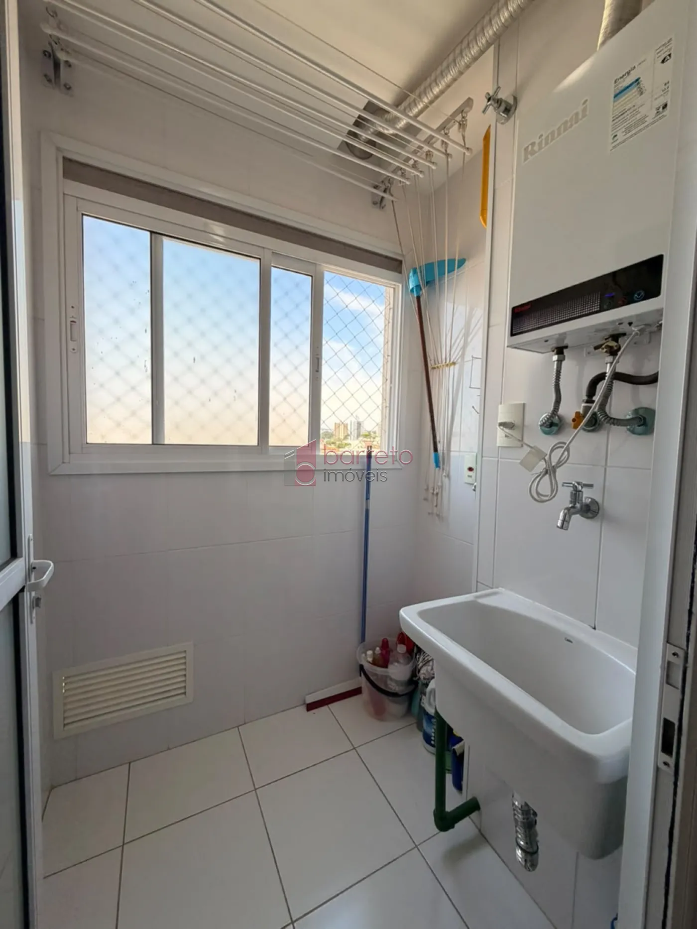 FLAT SEMI MOBILIADO PARA VENDA E LOCAÇÃO NO CONDOMÍNIO IN DESIGN RESIDENCE – JUNDIAÍ/SP