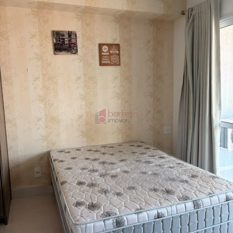 FLAT SEMI MOBILIADO PARA VENDA E LOCAÇÃO NO CONDOMÍNIO IN DESIGN RESIDENCE – JUNDIAÍ/SP