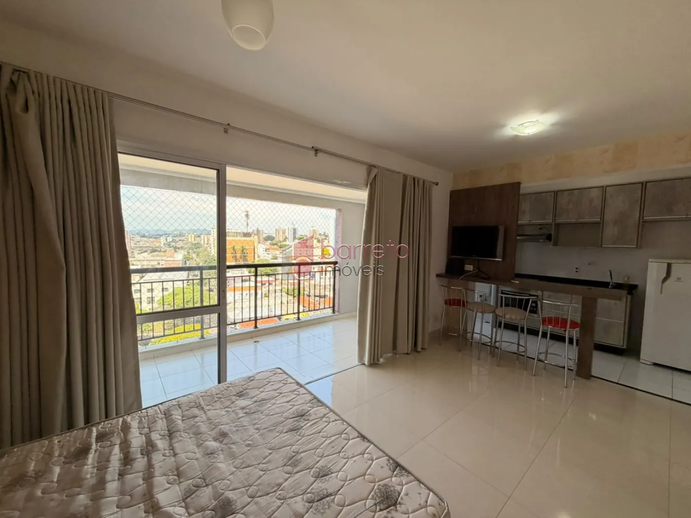 FLAT SEMI MOBILIADO PARA VENDA E LOCAÇÃO NO CONDOMÍNIO IN DESIGN RESIDENCE – JUNDIAÍ/SP