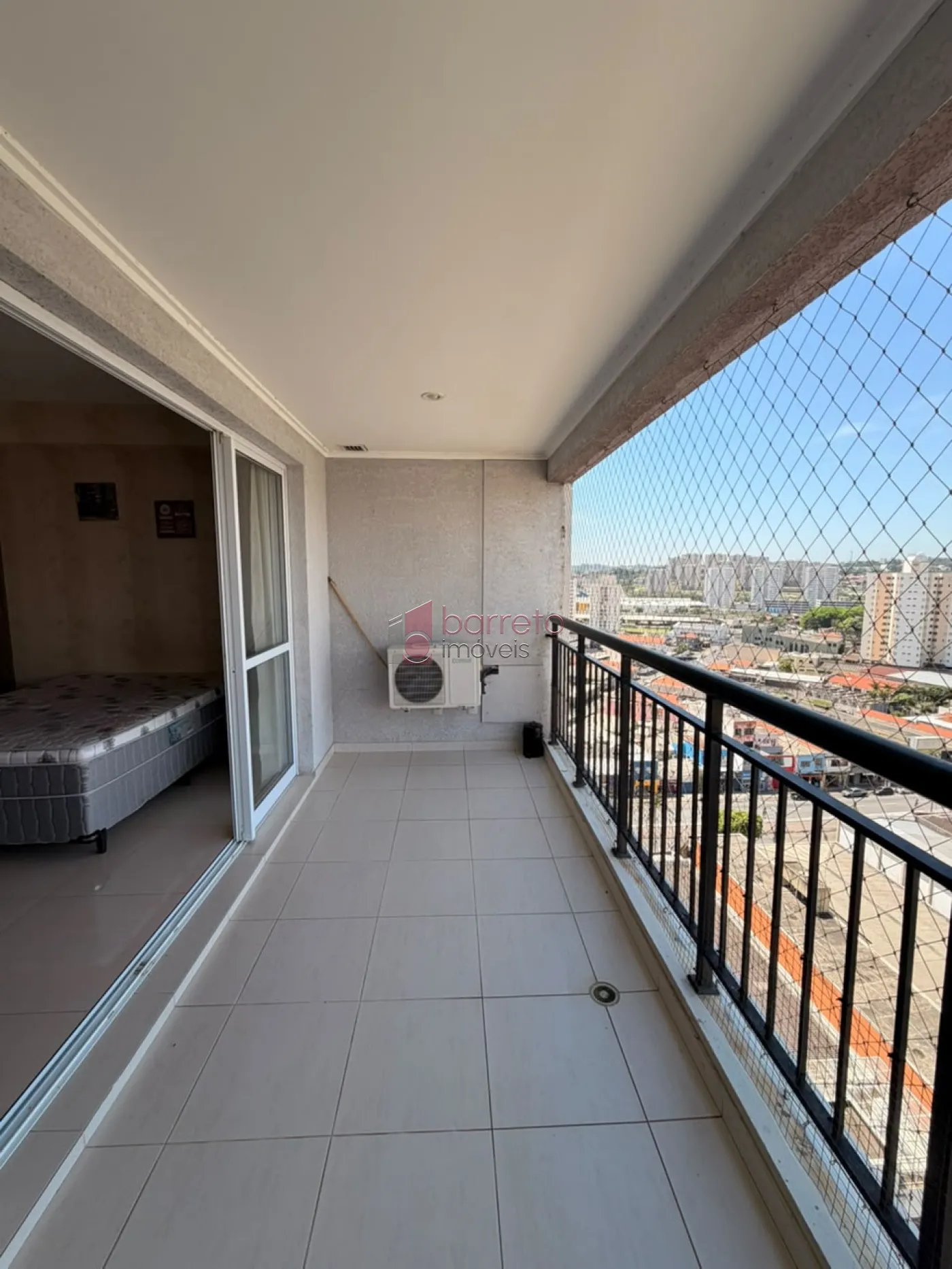 FLAT SEMI MOBILIADO PARA VENDA E LOCAÇÃO NO CONDOMÍNIO IN DESIGN RESIDENCE – JUNDIAÍ/SP