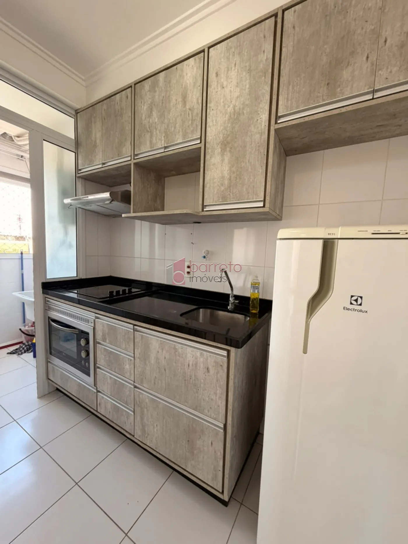 FLAT SEMI MOBILIADO PARA VENDA E LOCAÇÃO NO CONDOMÍNIO IN DESIGN RESIDENCE – JUNDIAÍ/SP