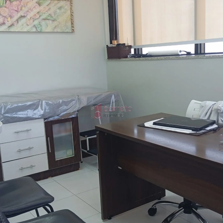 SALA COMERCIAL À VENDA NO EDIFÍCIO UFFIZI BUSINESS & MEDICAL CENTER – JUNDIAÍ/SP
