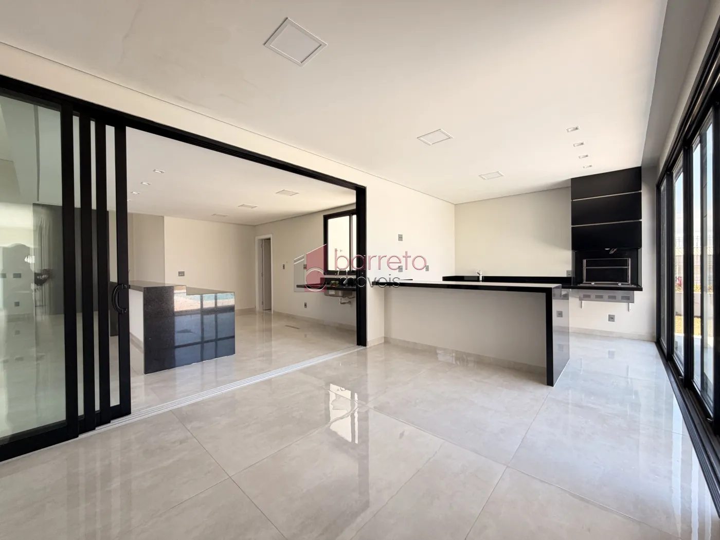 CASA TÉRREA À VENDA – 03 QUARTOS – RESERVA SANTA MÔNICA – ITUPEVA/SP
