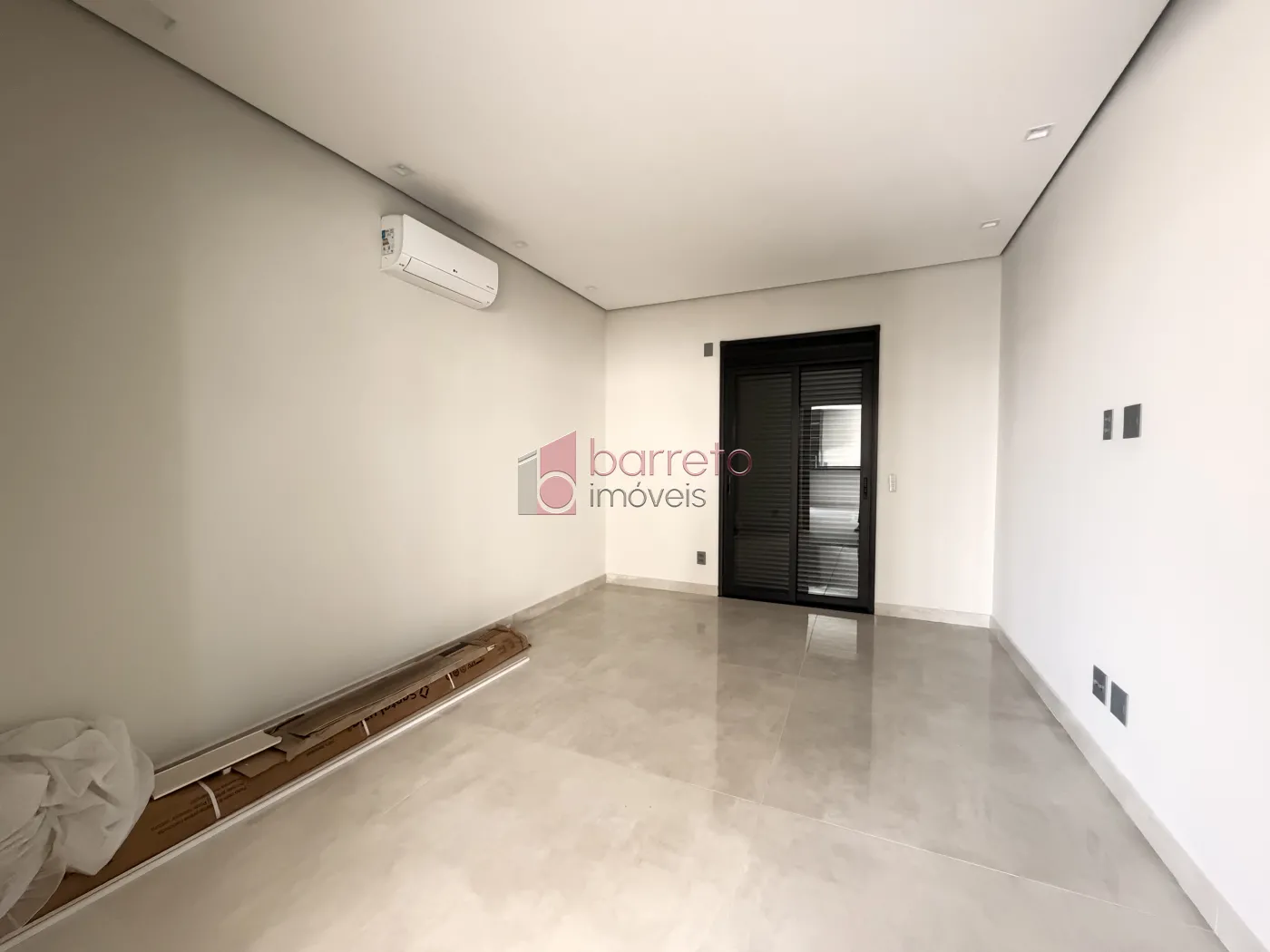 CASA TÉRREA À VENDA – 03 QUARTOS – RESERVA SANTA MÔNICA – ITUPEVA/SP