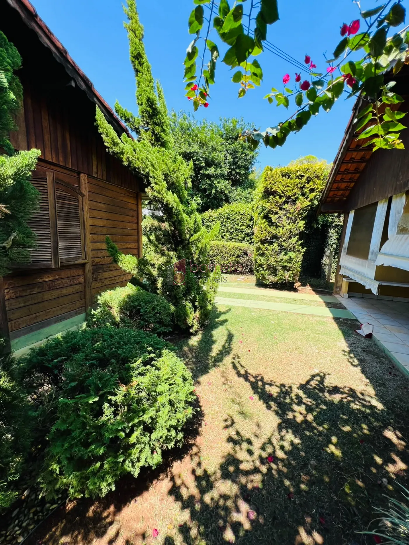 CASA TÉRREA MOBILIADA PARA LOCAÇÃO CONDOMÍNIO NEW PARK TÊNIS – ITUPEVA/SP