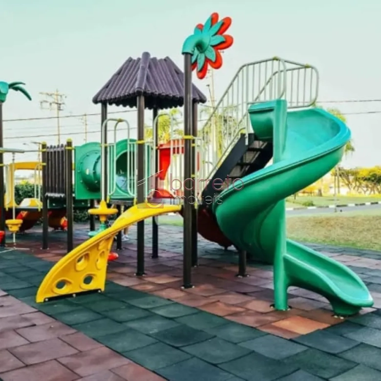 EXCELENTE TERRENO À VENDA NO CONDOMÍNIO RESIDENCIAL DOS LAGOS EM ITUPEVA/SP