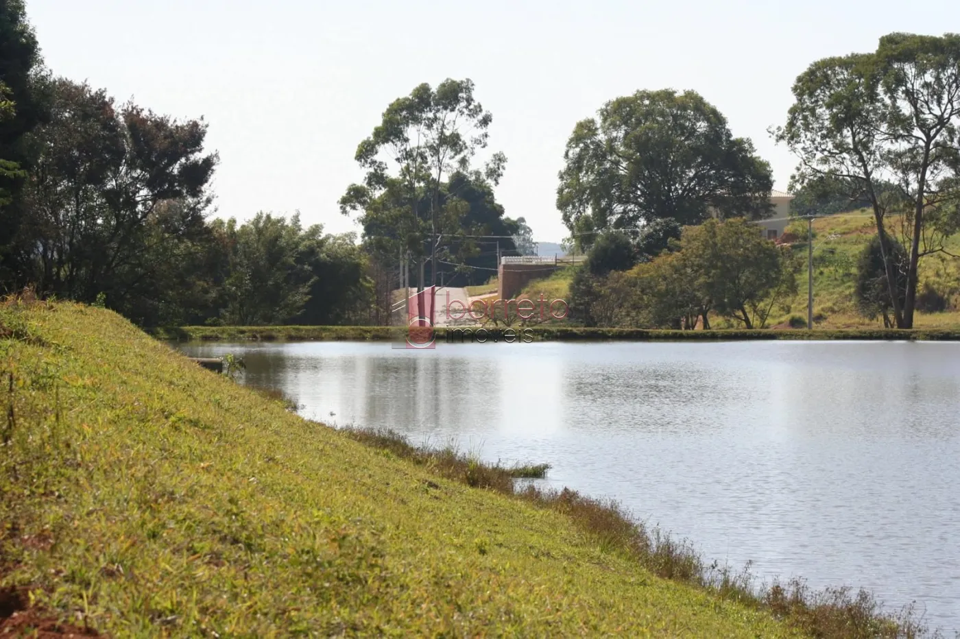 EXCELENTE TERRENO À VENDA NO CONDOMÍNIO RESIDENCIAL DOS LAGOS EM ITUPEVA/SP