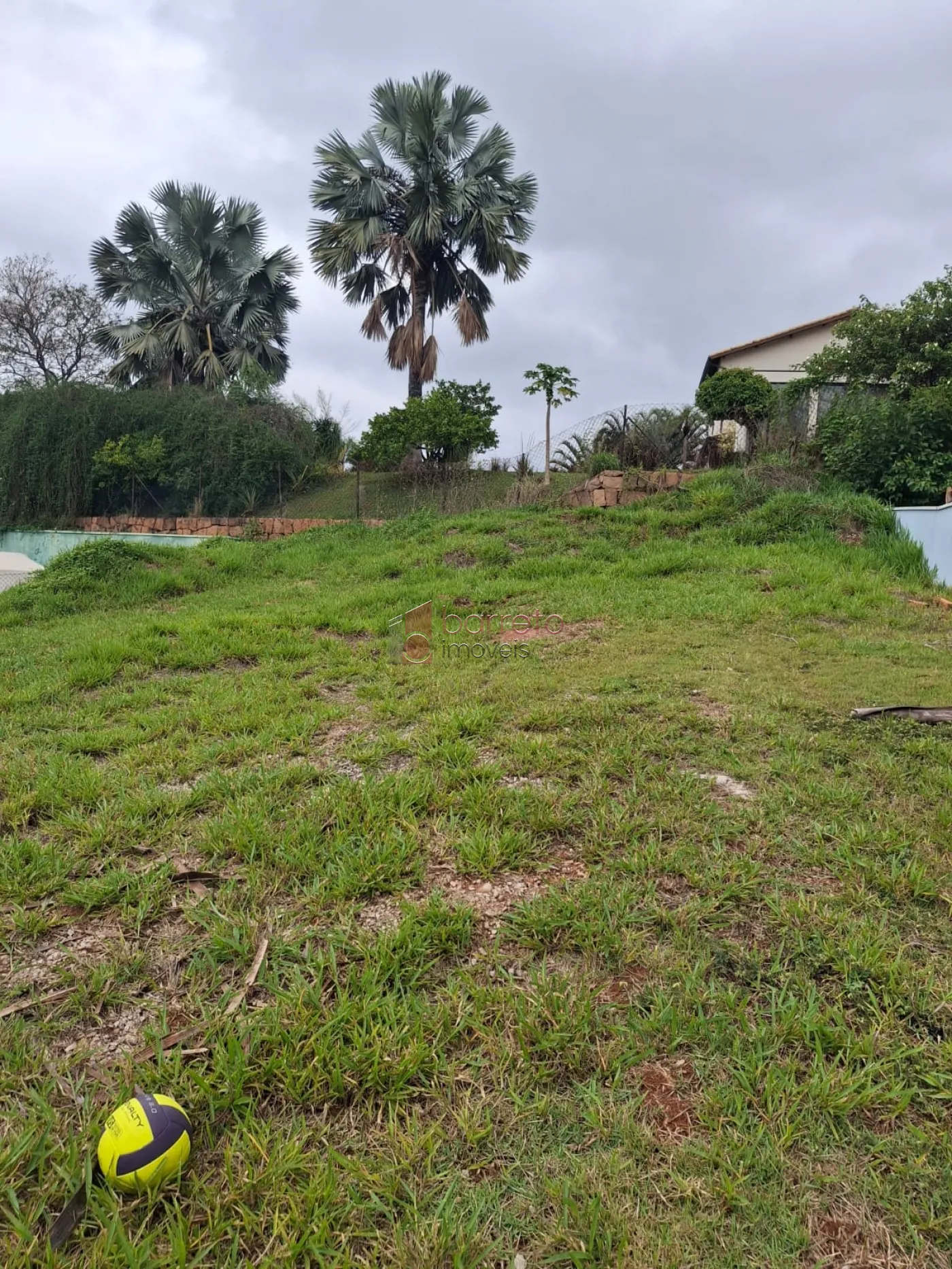 EXCELENTE TERRENO À VENDA NO CONDOMÍNIO RESIDENCIAL DOS LAGOS EM ITUPEVA/SP