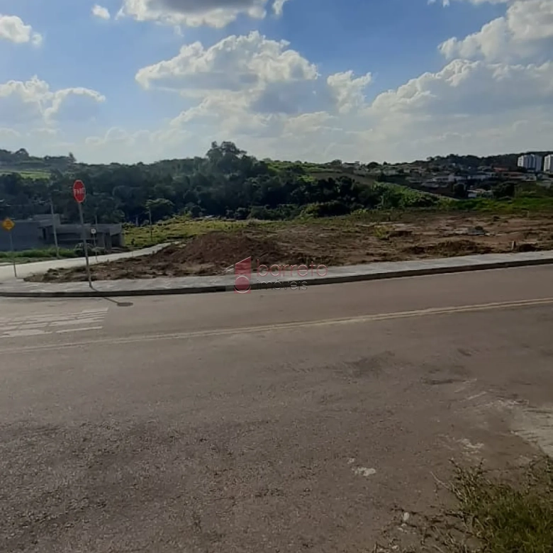 TERRENO DECLIVE  À VENDA ESQUINA, LOCALIZADO NO JARDIM JAPÃO, NA CIDADE DE ITUPEVA SP.