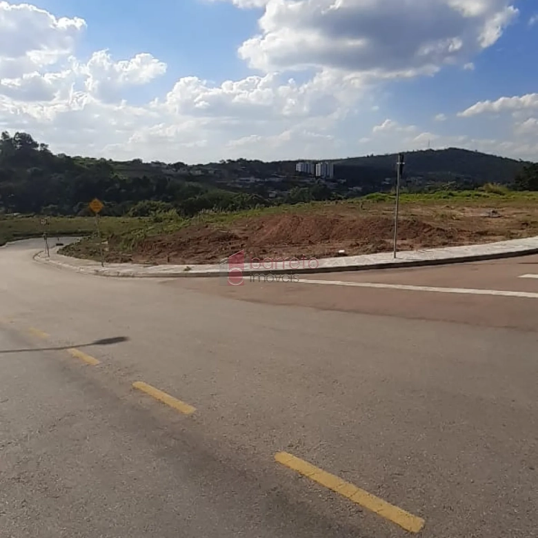 TERRENO DECLIVE  À VENDA ESQUINA, LOCALIZADO NO JARDIM JAPÃO, NA CIDADE DE ITUPEVA SP.