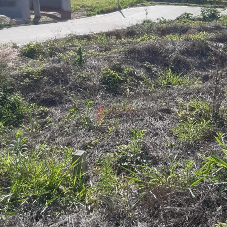 TERRENO DECLIVE  À VENDA ESQUINA, LOCALIZADO NO JARDIM JAPÃO, NA CIDADE DE ITUPEVA SP.