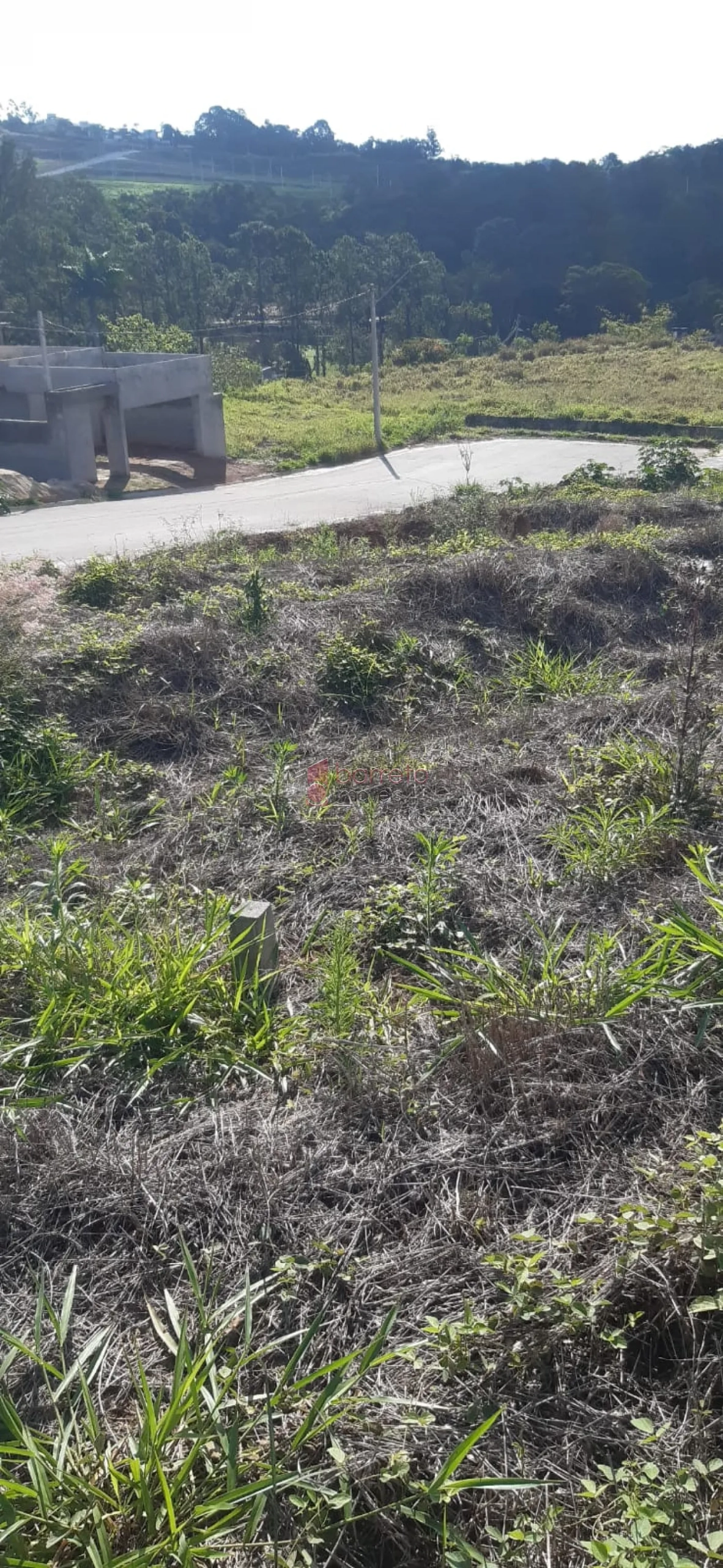TERRENO DECLIVE  À VENDA ESQUINA, LOCALIZADO NO JARDIM JAPÃO, NA CIDADE DE ITUPEVA SP.