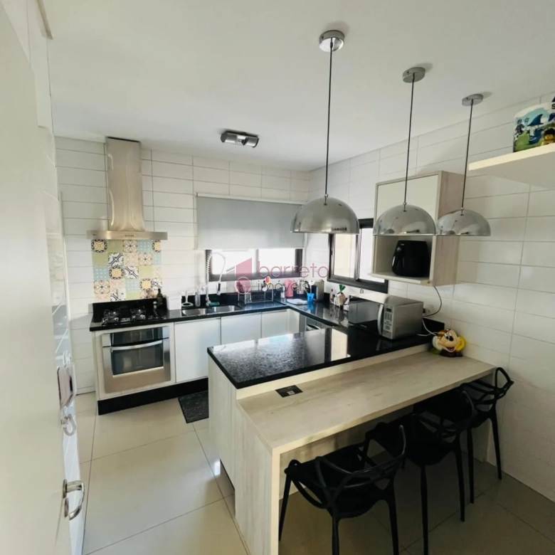 COBERTURA DUPLEX MOBILIADA PARA VENDA NO CONDOMÍNIO ANITA GARIBALDI – JUNDIAÍ/SP