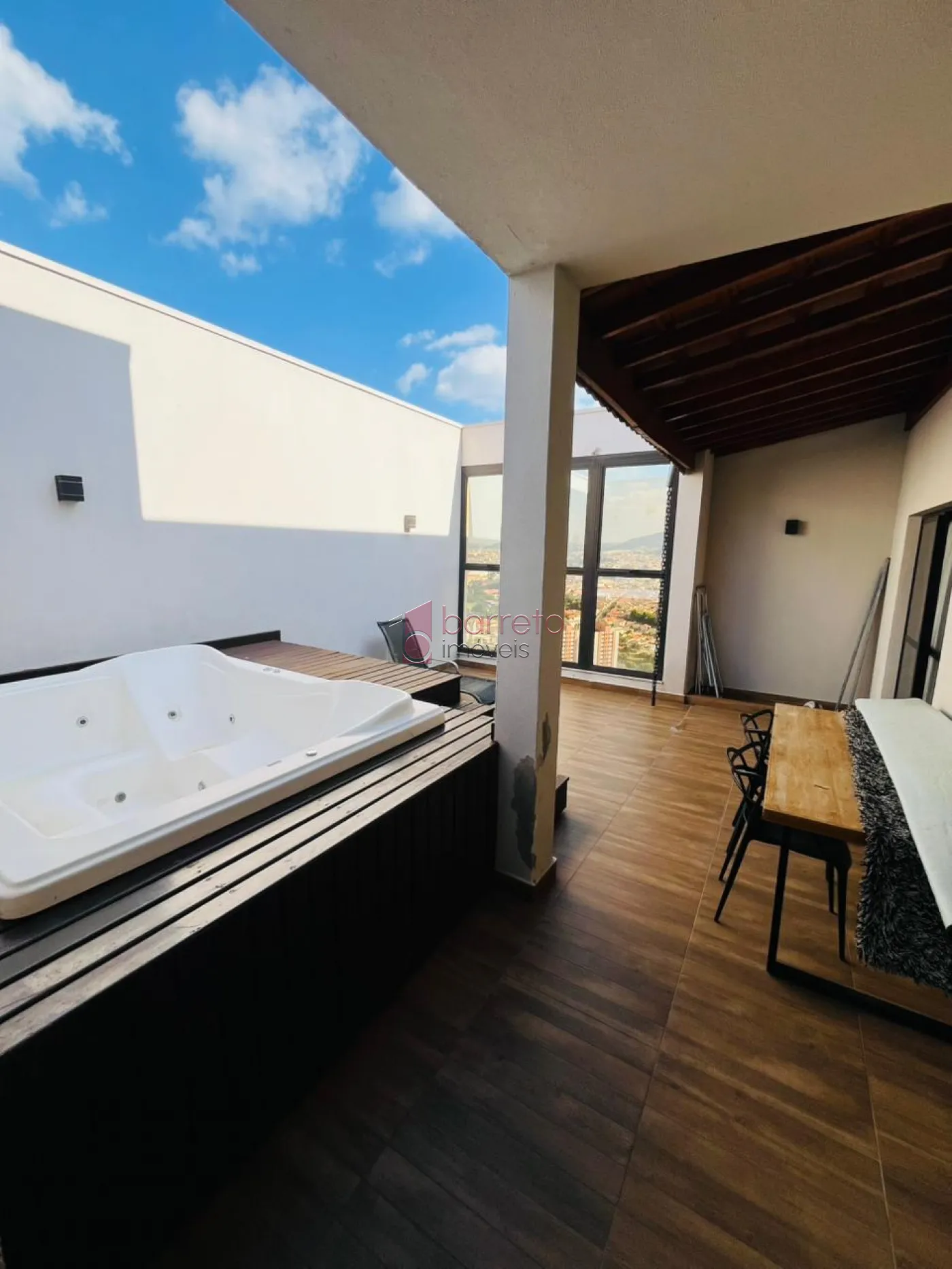 COBERTURA DUPLEX MOBILIADA PARA VENDA NO CONDOMÍNIO ANITA GARIBALDI – JUNDIAÍ/SP