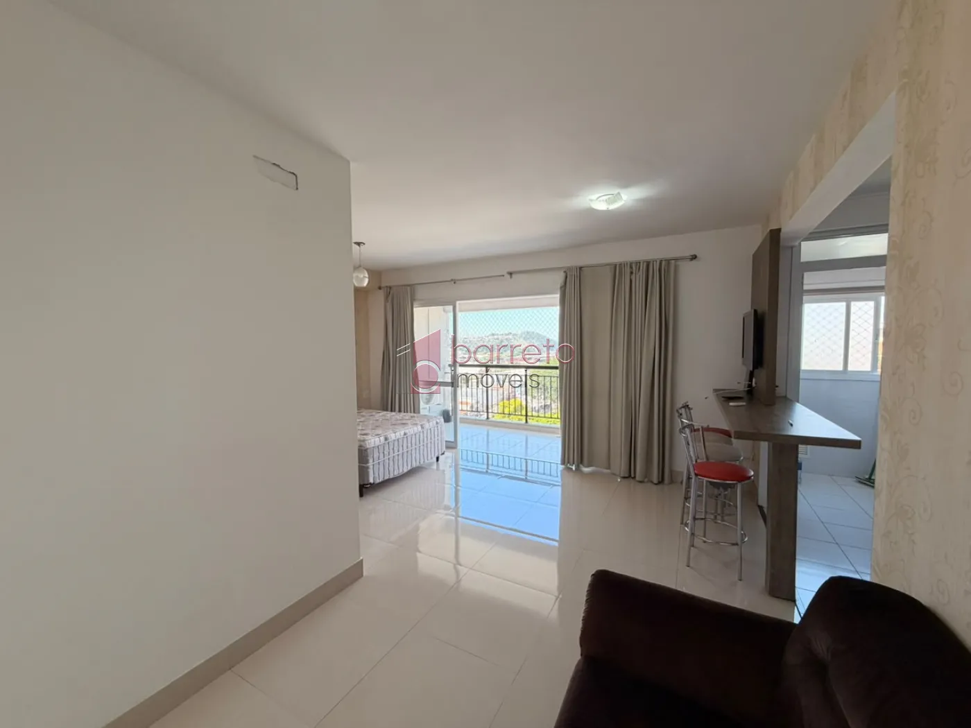 FLAT SEMI MOBILIADO PARA VENDA E LOCAÇÃO NO CONDOMÍNIO IN DESIGN RESIDENCE – JUNDIAÍ/SP