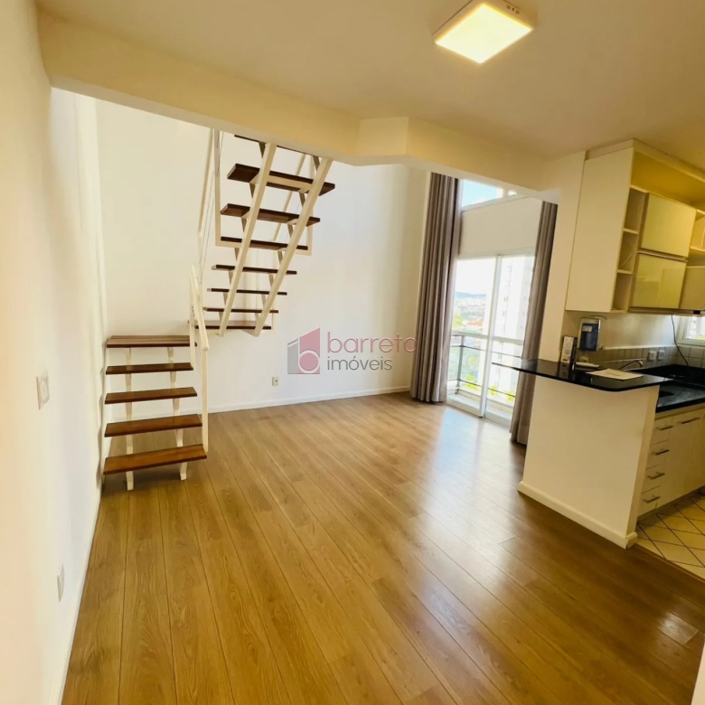 FLAT DUPLEX SEMI MOBILIADO PARA LOCAÇÃO NO EDIFÍCIO VIVERE DUPLEX – JUNDIAÍ/SP