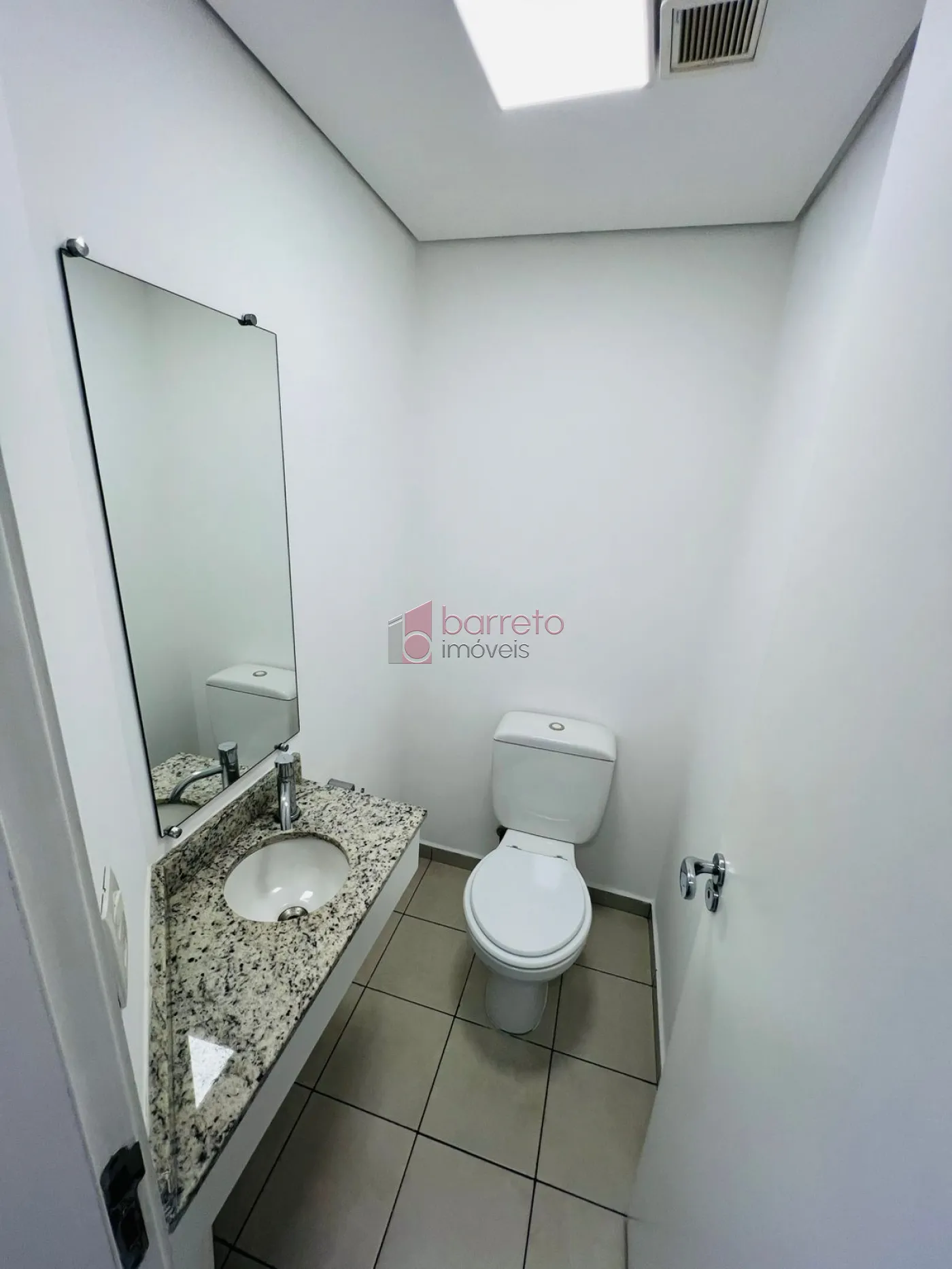 FLAT DUPLEX SEMI MOBILIADO PARA LOCAÇÃO NO EDIFÍCIO VIVERE DUPLEX – JUNDIAÍ/SP