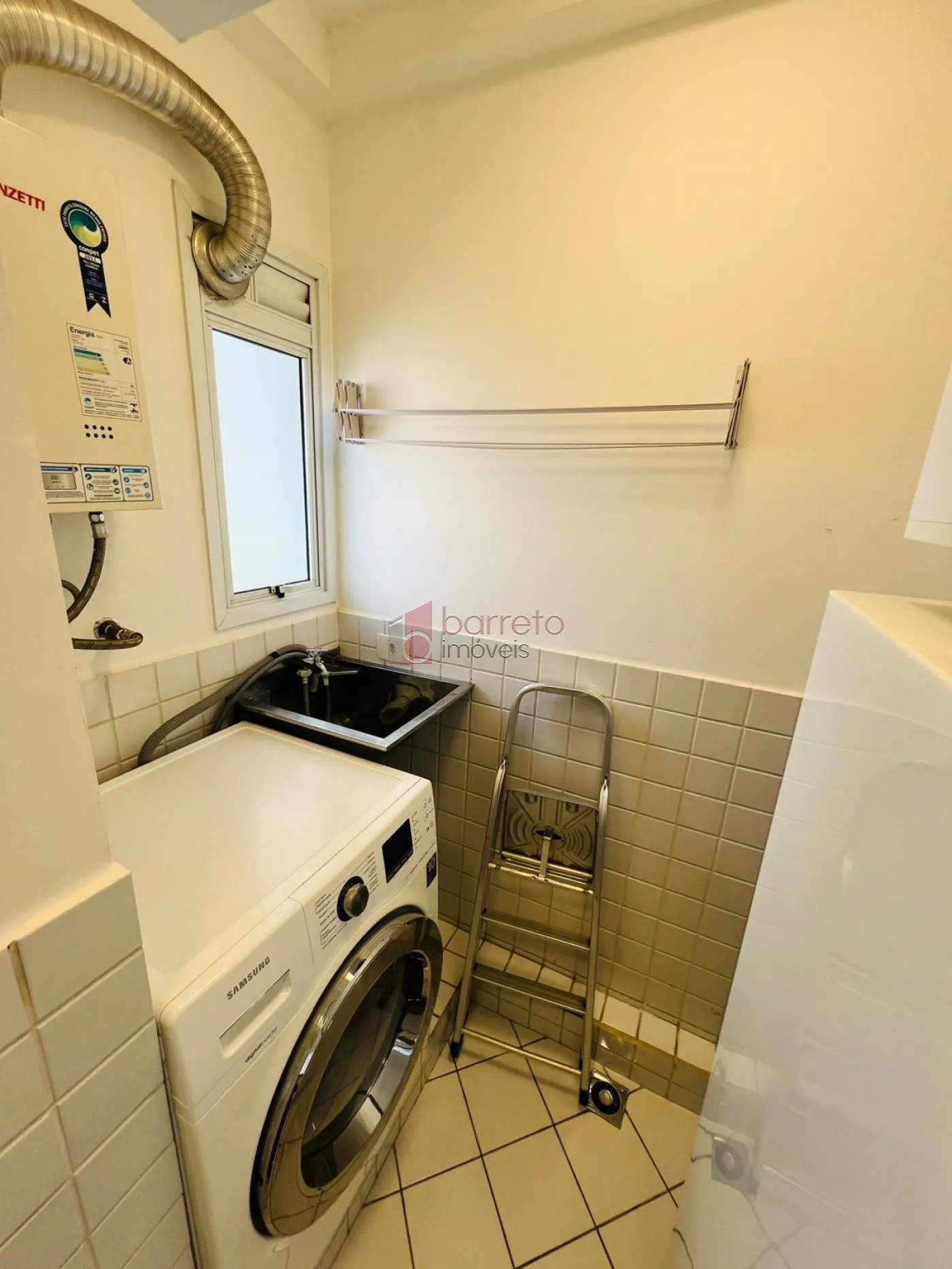 FLAT DUPLEX SEMI MOBILIADO PARA LOCAÇÃO NO EDIFÍCIO VIVERE DUPLEX – JUNDIAÍ/SP