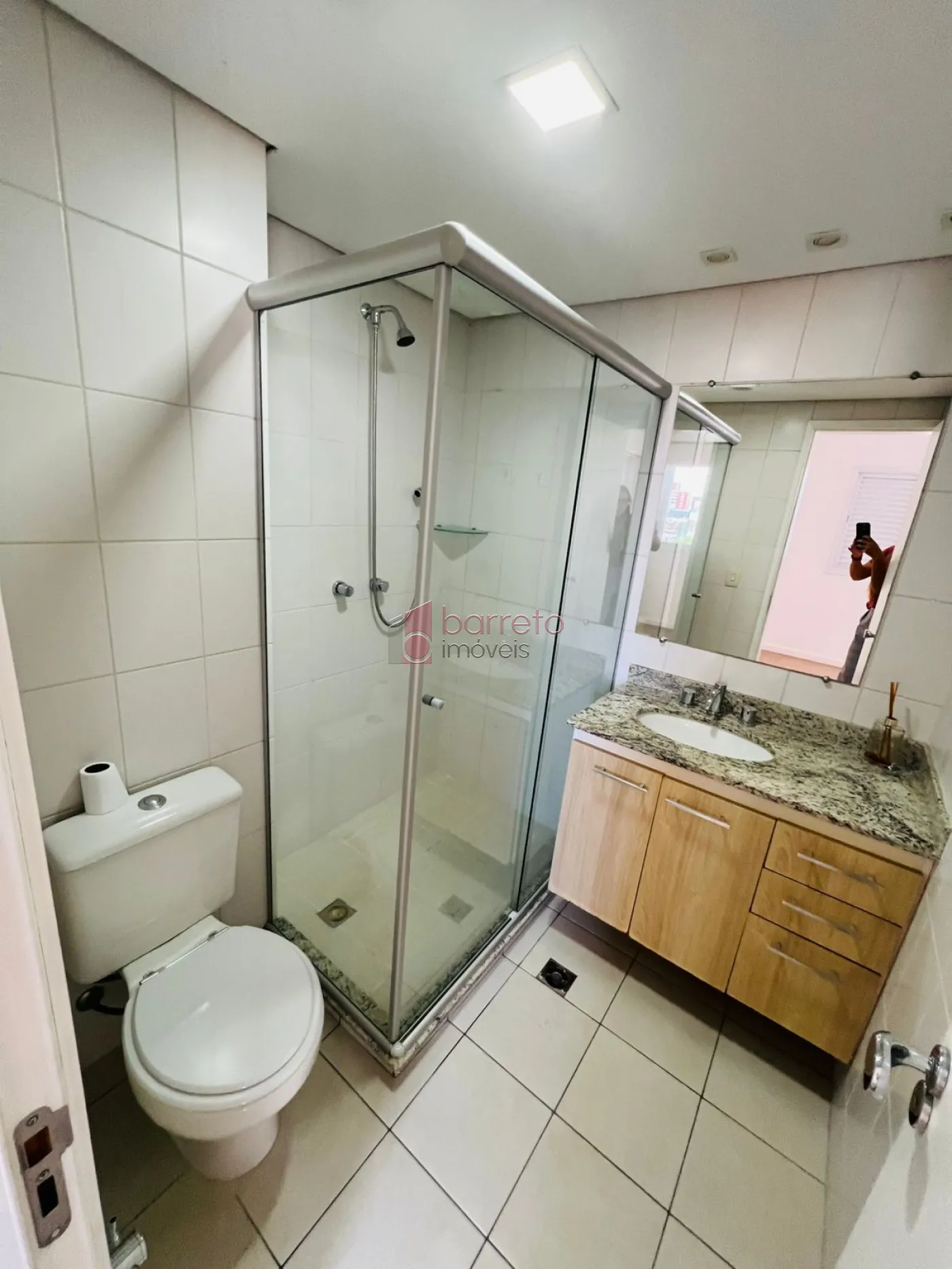 FLAT DUPLEX SEMI MOBILIADO PARA LOCAÇÃO NO EDIFÍCIO VIVERE DUPLEX – JUNDIAÍ/SP