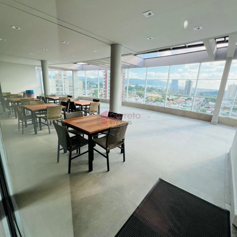 FLAT DUPLEX SEMI MOBILIADO PARA LOCAÇÃO NO EDIFÍCIO VIVERE DUPLEX – JUNDIAÍ/SP