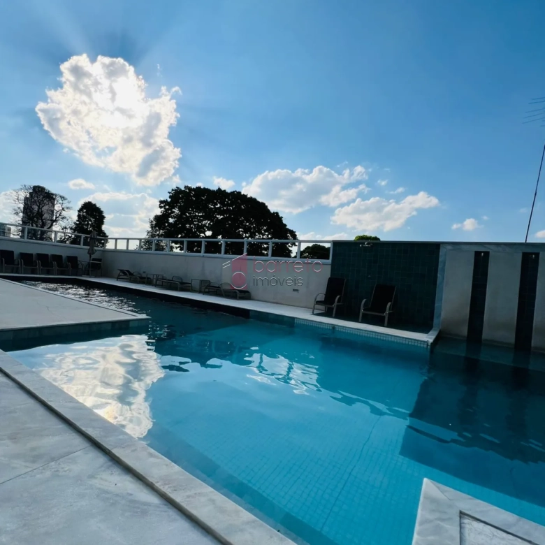 FLAT DUPLEX SEMI MOBILIADO PARA LOCAÇÃO NO EDIFÍCIO VIVERE DUPLEX – JUNDIAÍ/SP